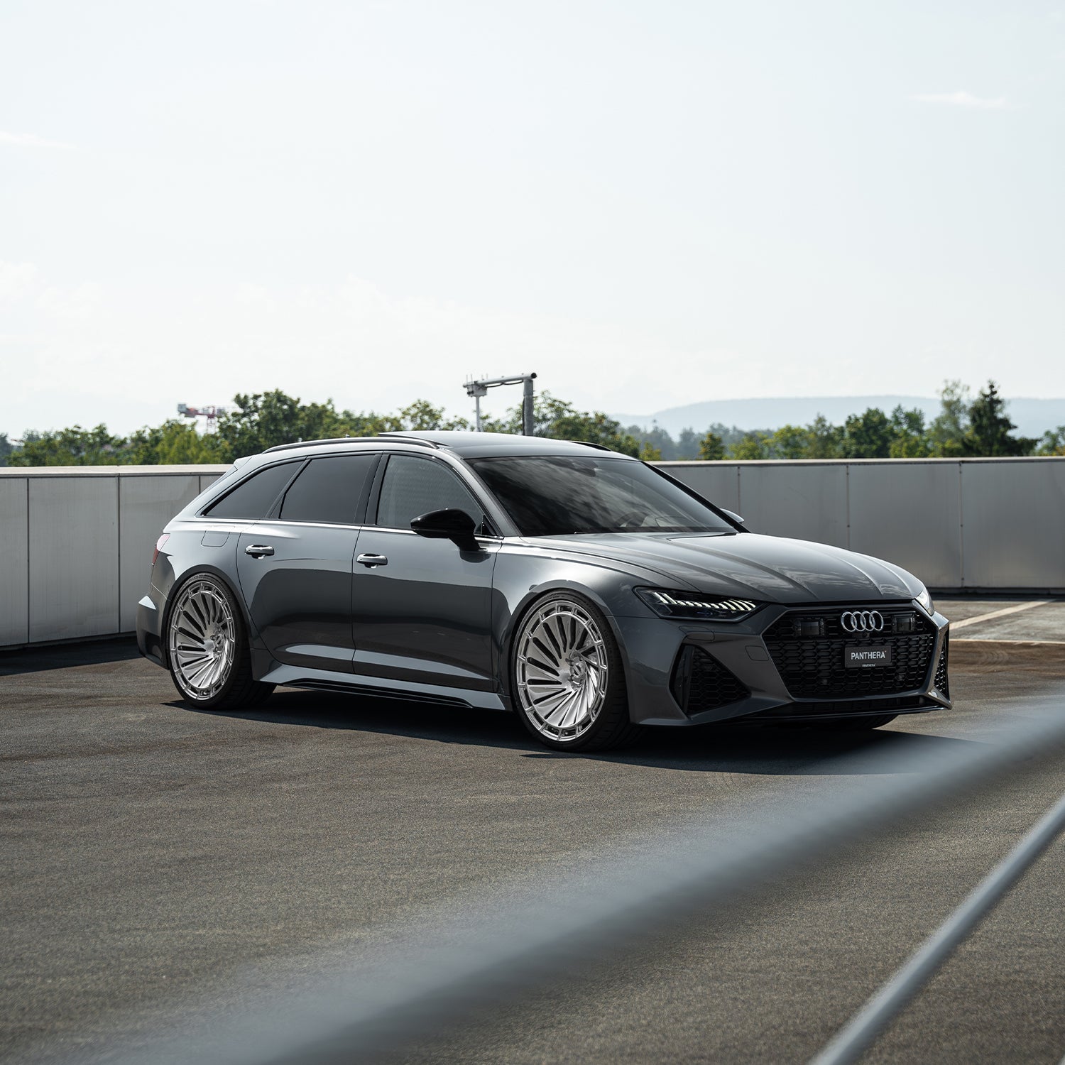 Audi RS6 C8 rear view with Radi8 R808 forged wheels 23 inch – silver finish custom fitment