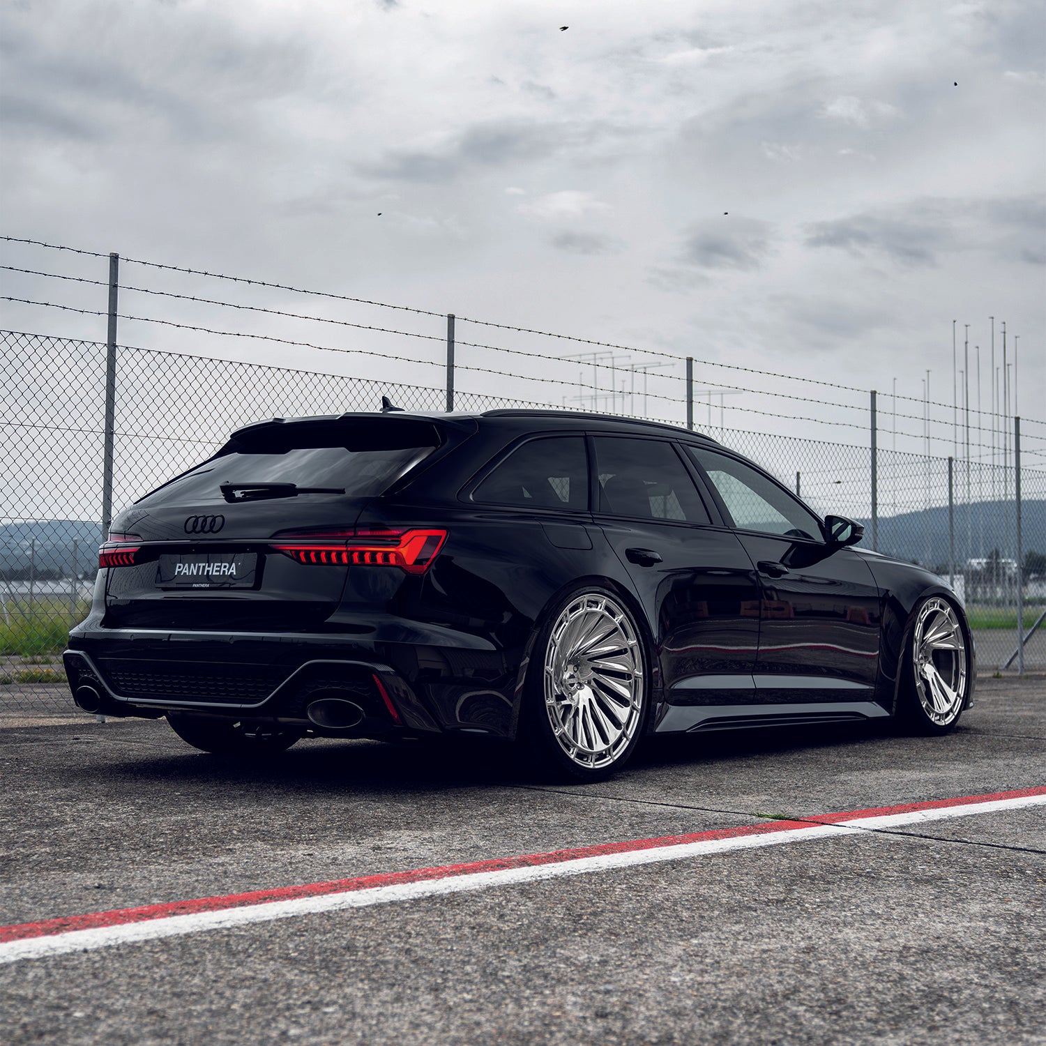 R807/R808 Setup for Audi RS6 C8 11x23 Inch