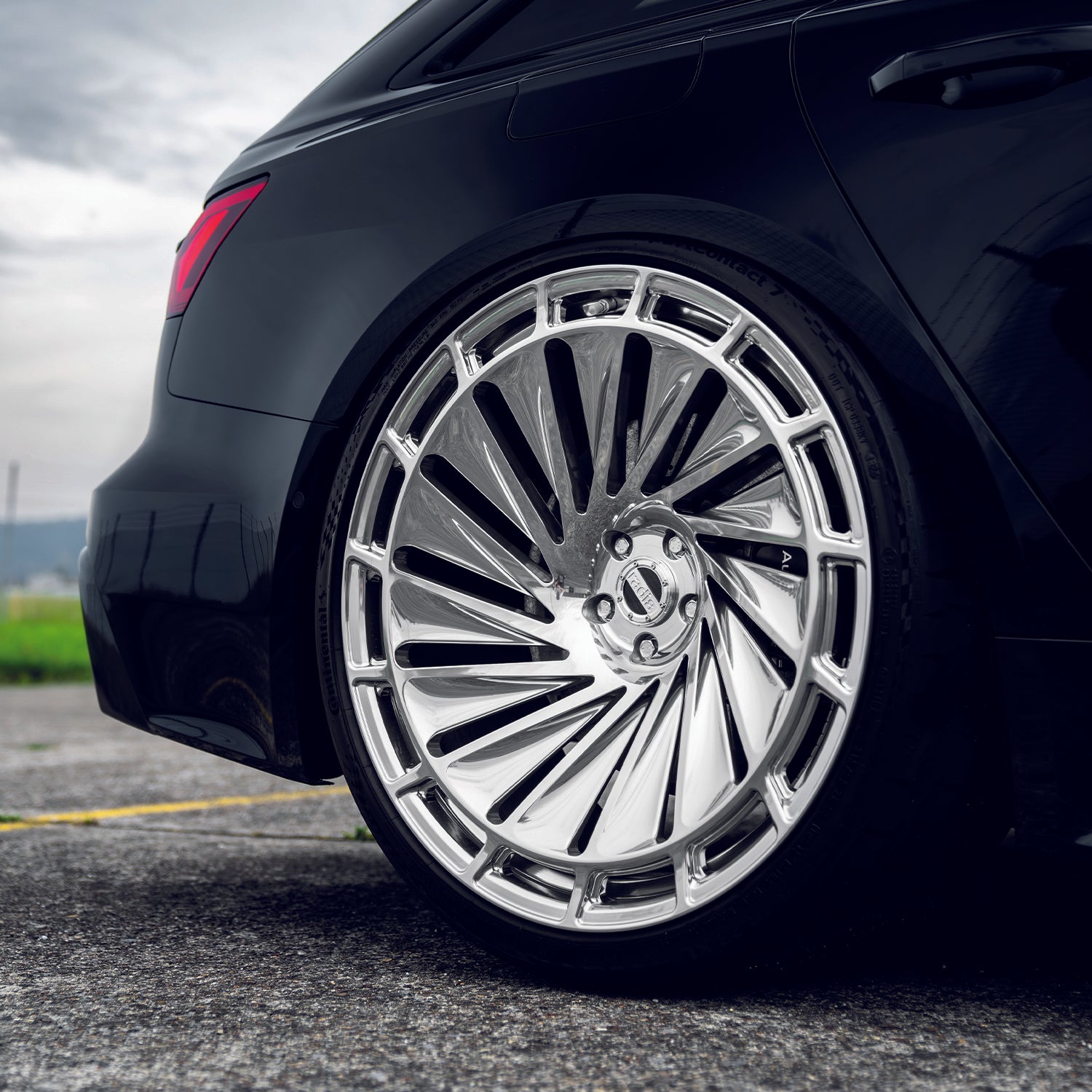 R807/R808 Setup for Audi RS6 C8 11x23 Inch