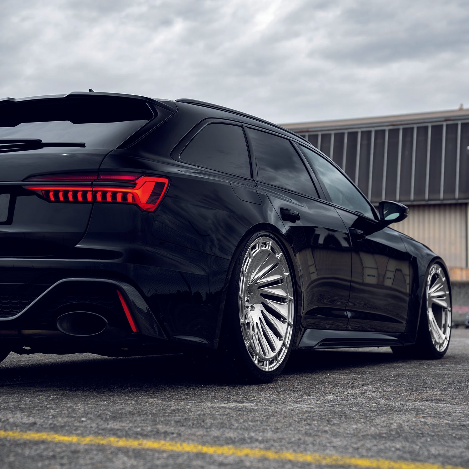 R807/R808 Setup for Audi RS6 C8 11x23 Inch