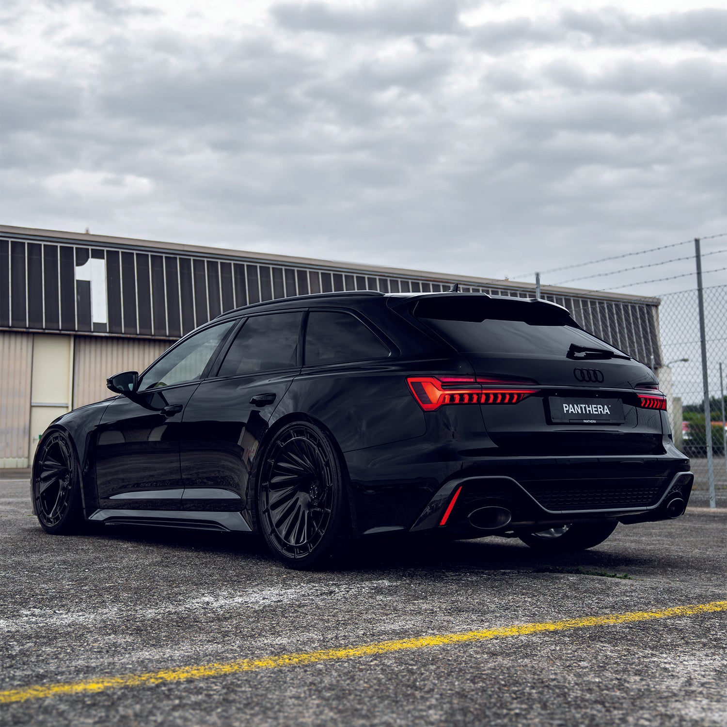 R807/R808 Setup for Audi RS6 C8 11x23 Inch