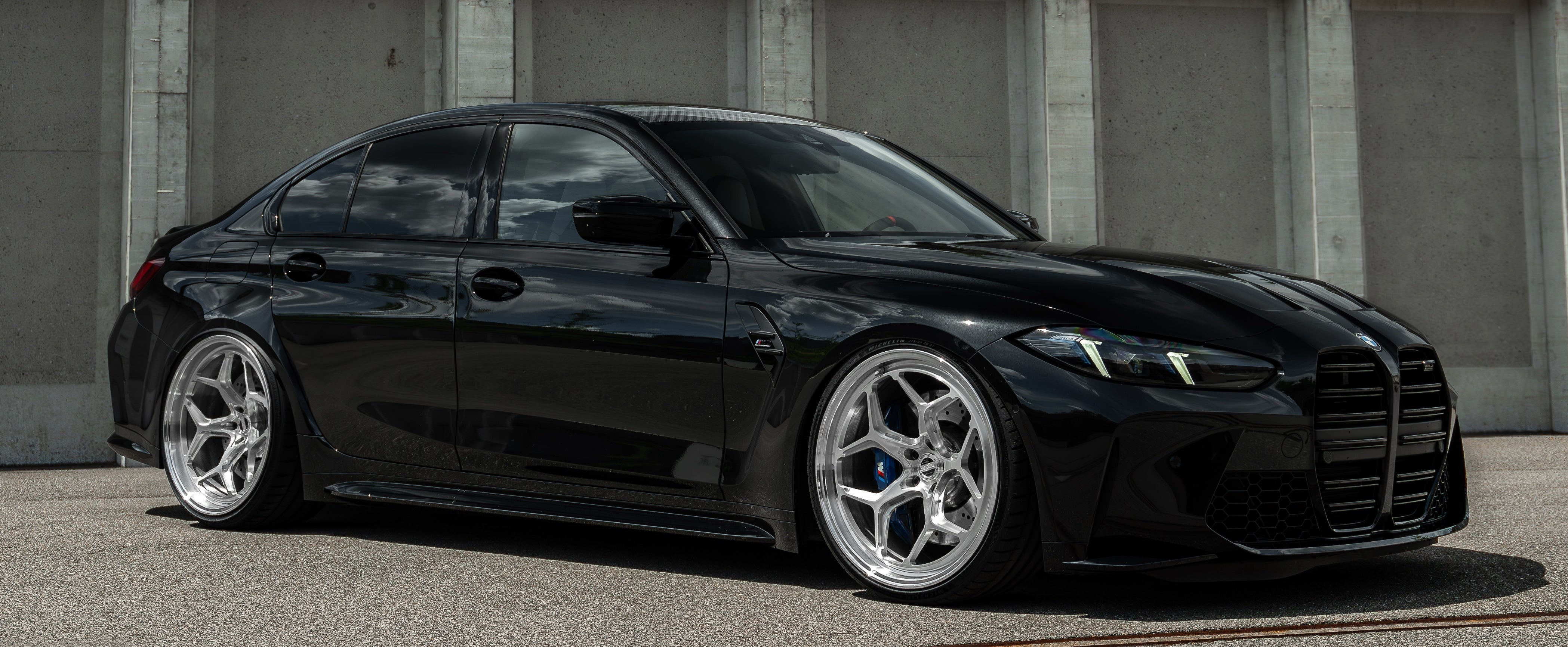 BMW M3 (G80) | Radi8 Raijin | Double-Staggered 20"/21" (20x10,5J / 21x11,5J)