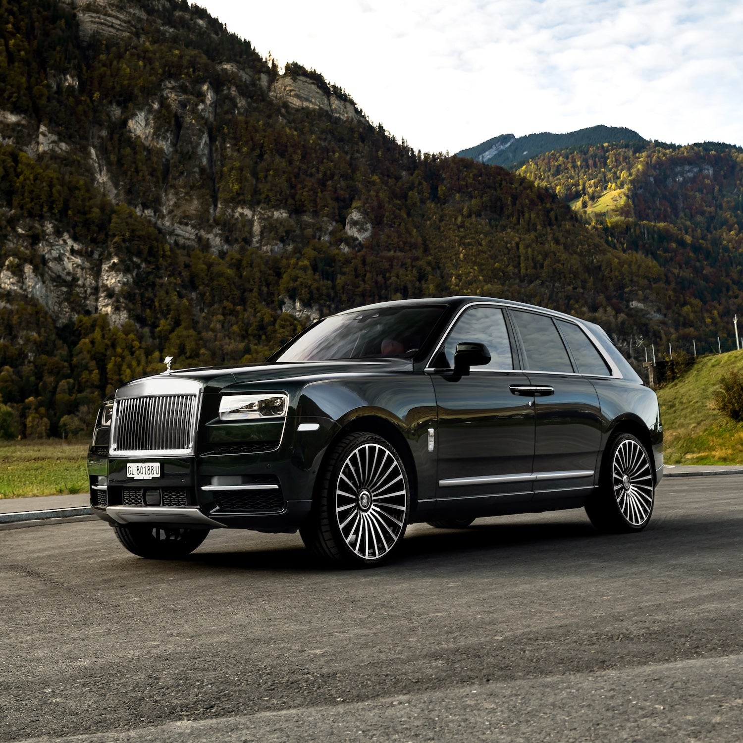 Radi8 R80L2 Forged Wheels for Rolls-Royce Cullinan – 10x24 & 10x24 Inch Custom Fitment