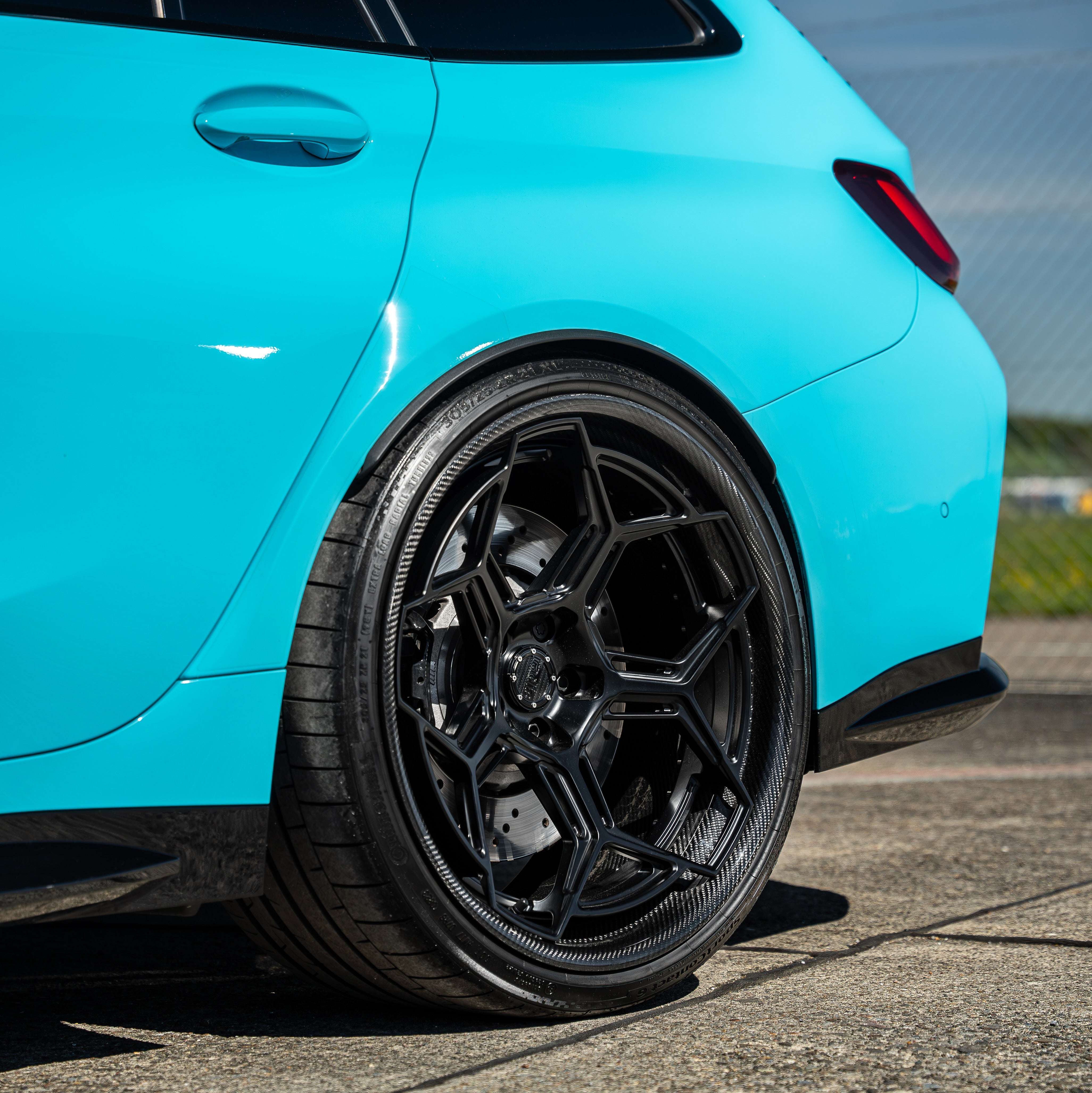Buy custom Forged Carbon Radi8 R804 wheels for BMW  M3 Touring – available in 20/21 inch fitment. | Felgen kaufen