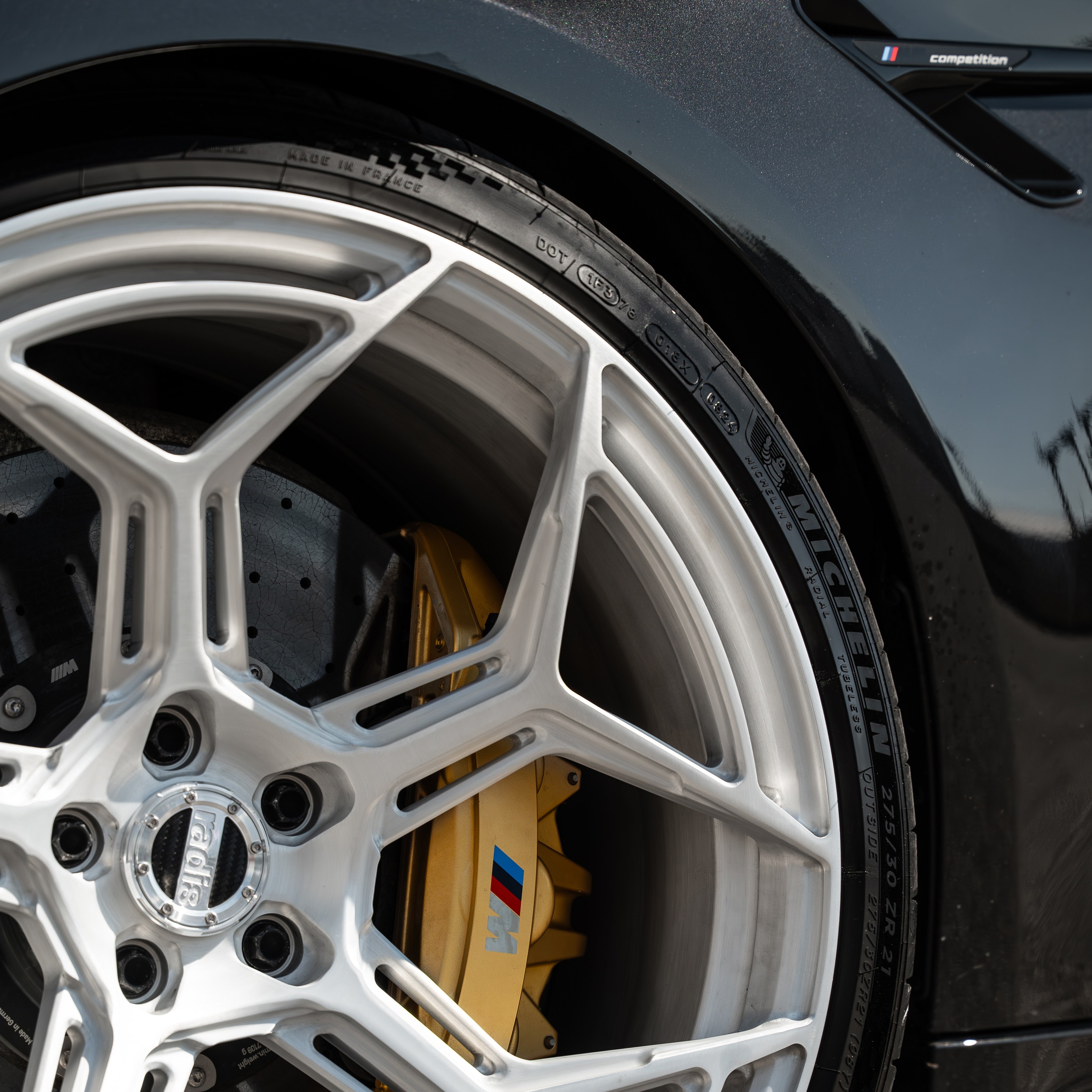 Buy custom Forged Monoblock Radi8 R804.C wheels for BMW  M5  – available in 21/21 inch fitment. | Felgen kaufen